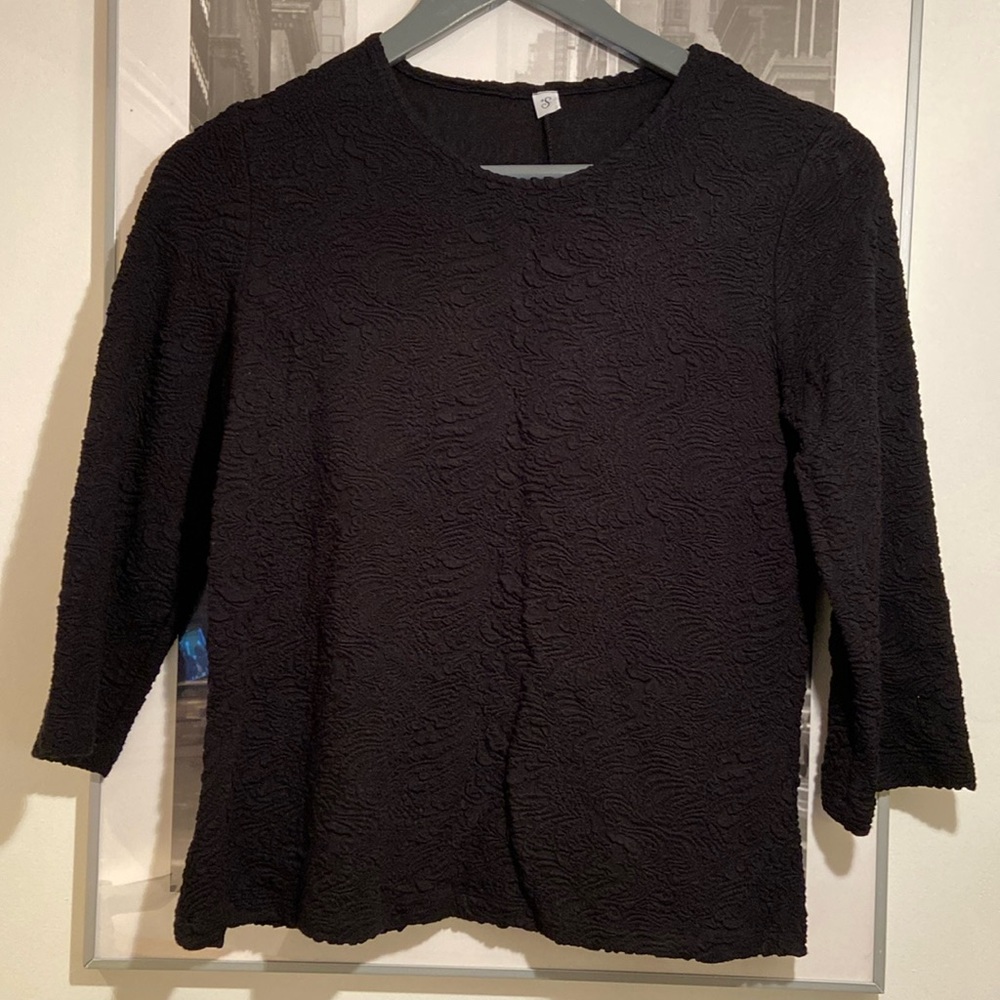 Designer 3/4 sleeve black lace pattern top Women's XS
